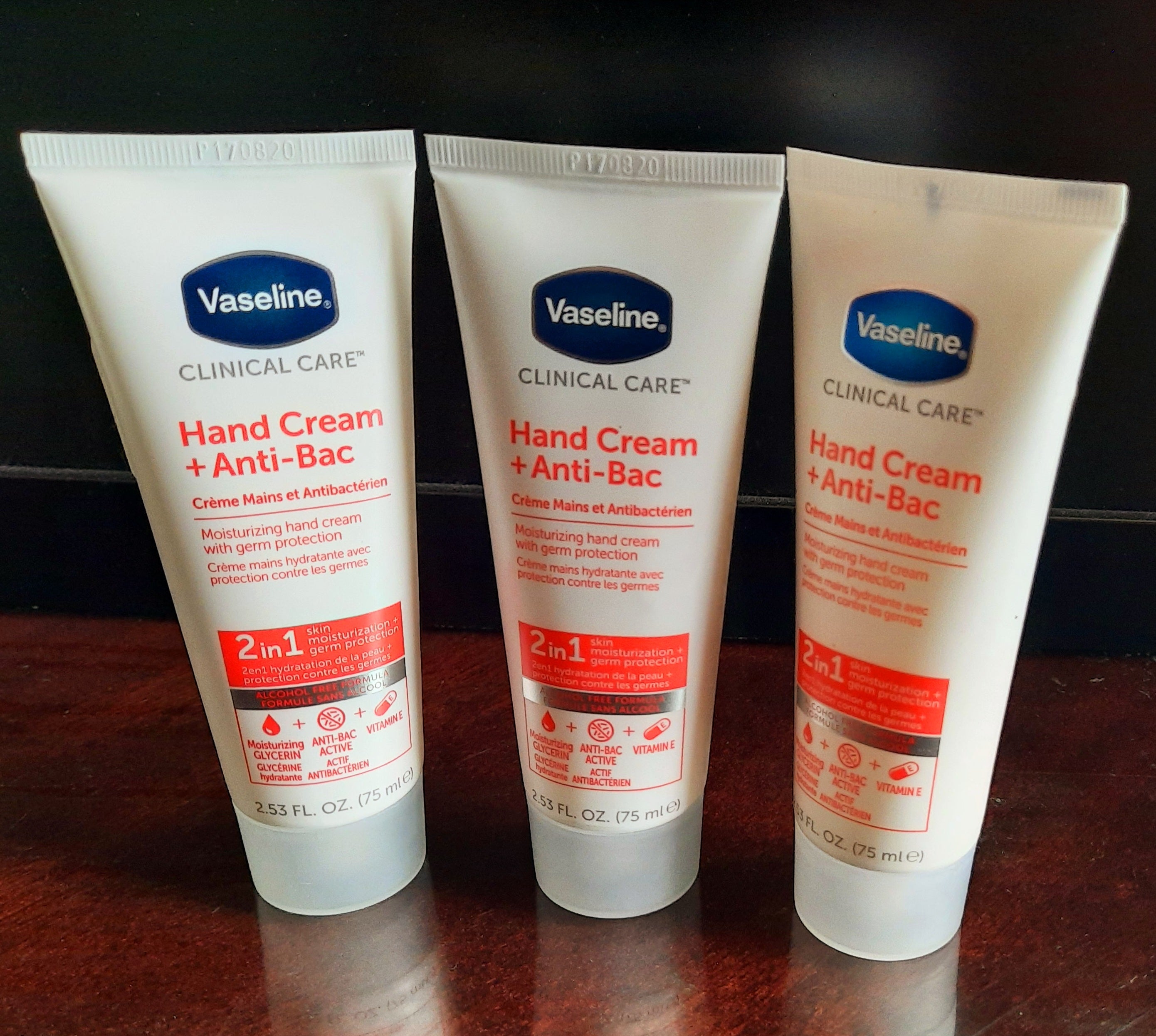 Trivia Gana un Kit de Vaseline Hand Cream +AntiBac iWay Magazine