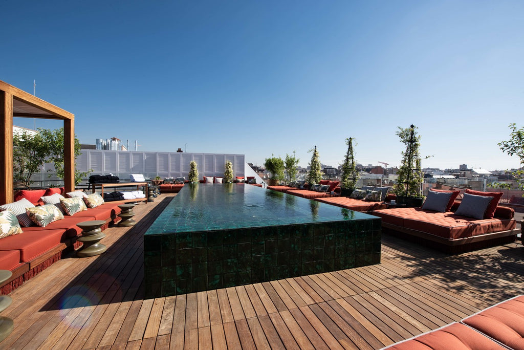 “SI LA VIDA HEDONISTA FUERA UN SKY LOUNGE, SERÍA PICOS PARDOS EN BLESS HOTEL MADRID”