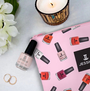 Trivia Gana un Servicio de Manicure con Jessica Nails