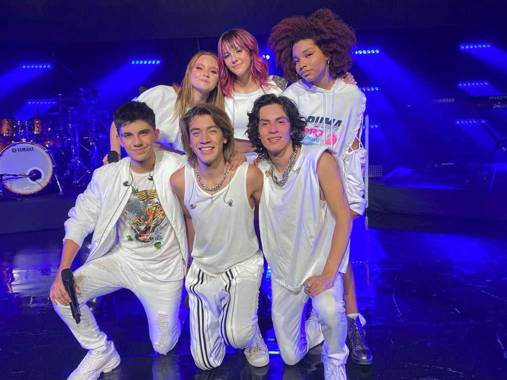 ¡LEMONGRASS SORPRENDE A MILES DE 'LEMONERS' EN CONCIERTO DIGITAL PARA EXA FM!