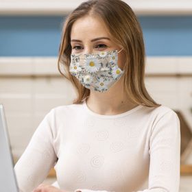 Use una máscara facial impresa para ayudar a preservar el EPP para los trabajadores clave