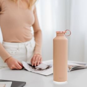 Equa Smart - La botella aislante inteligente y controlada por la aplicación.