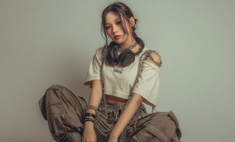 Acubi Fashion: The New Era of Cool-Girl Style