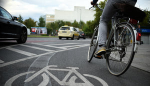 ¿Qué hacer para evitar percances entre automovlistas y ciclistas urbanos?