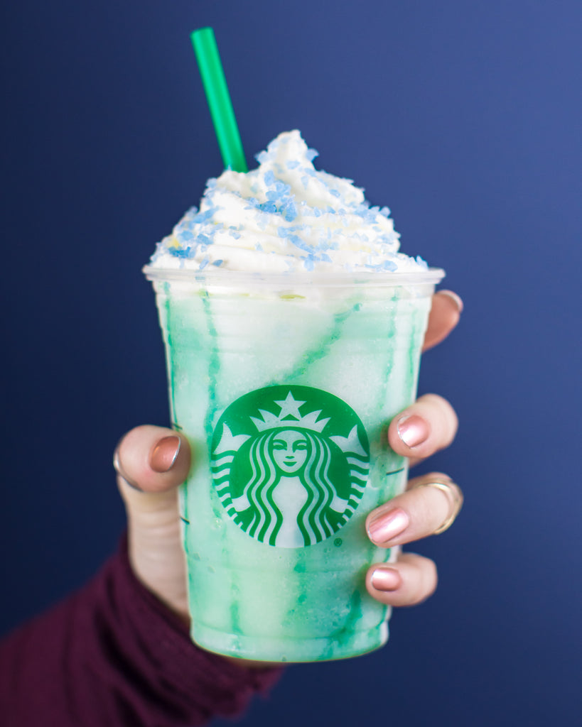 Crystal Ball Frappuccino de Starbucks