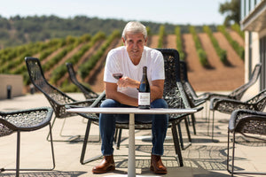 JOSÉ MORO, EL BODEGUERO QUE SUEÑA EN VINO