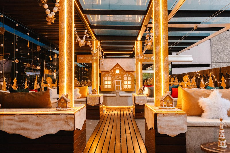Gingerbread House: El rincón donde la magia navideña se une al delicioso aroma del jengibre
