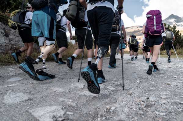Salomon TV presenta un nuevo episodio: “On My Own Two Feet”