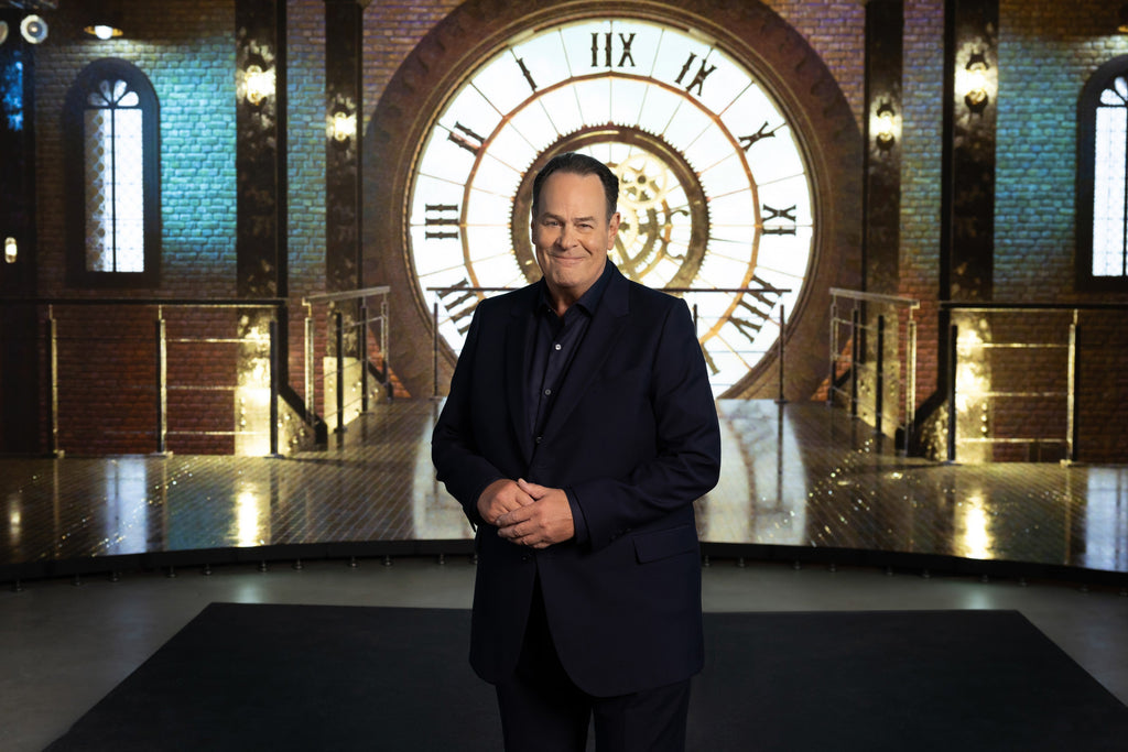 DAN AYKROYD REGRESA A HISTORY PARA UNA “INCREÍBLE”