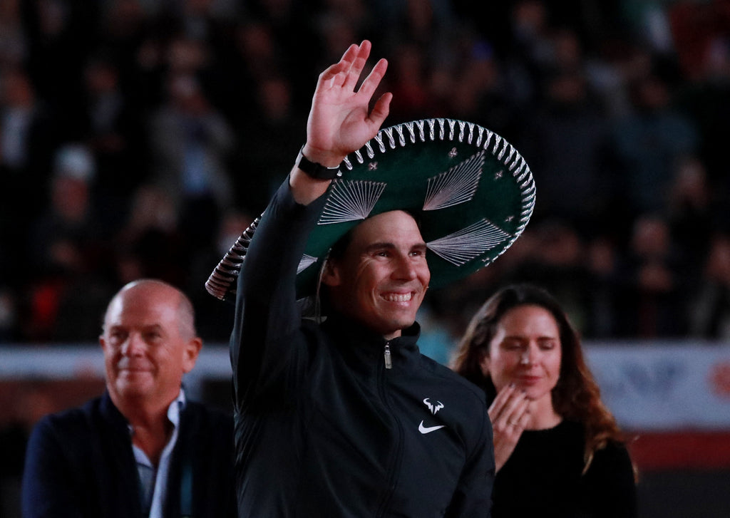 GRUPO LALA PRESENTE EN EL JUEGO DE EXHIBICIÓN DE RAFAEL NADAL EN LA CIUDAD DE MÉXICO