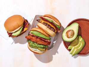 Llegaron las nuevas Avocado Bacon Burger + Avocado Bacon Chicken a Shake Shack