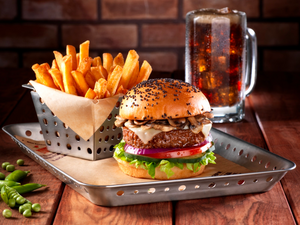 Chili's presenta la nueva hamburguesa plant-based “Not Burger” en conjunto con NotCo.
