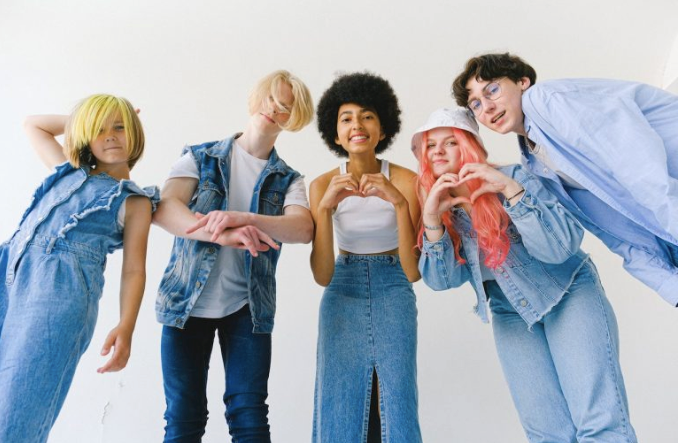 Más Allá de las Tendencias: La Moda del Futuro según la Generación Z y Alpha"
