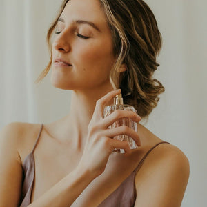 Diferencias entre perfumes de nicho y perfumes comerciales: ¿cuál elegir?