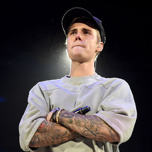 Twitter quiere desesperadamente que Justin Bieber se afeite su bigote cuestionable