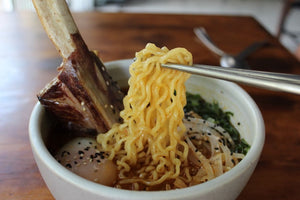 “El Restaurante SSAM, innova y exporta una máquina hecha en Asia para elaborar sus propios fideos”