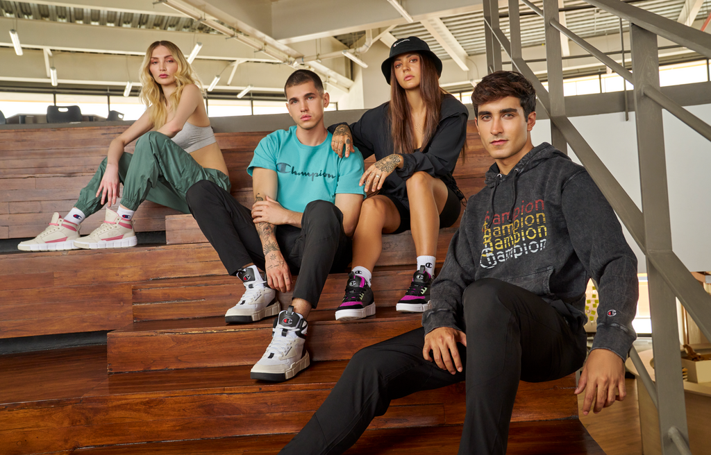 Regresa a clases con todo el estilo Champion