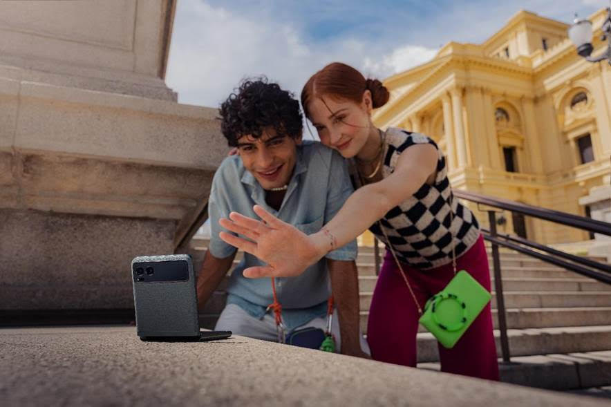 Llega el nuevo motorola razr 40 a Telcel