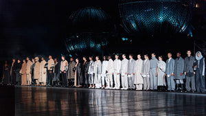 Personalidades latinas incendian desfile fall winter 2022 de Boss en Milán